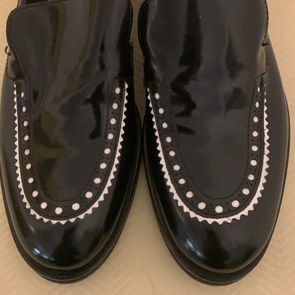 NWT Davos Gomma black loafers. - Picture 4 of 10